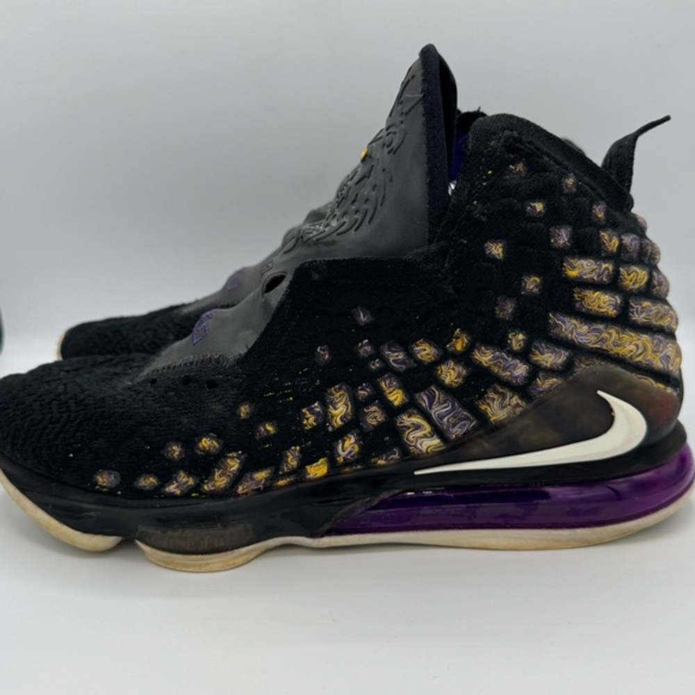 Nike Basketball LeBron XVII 17 'Lakers' Low Non-slip BQ3177-004 Men’s 10